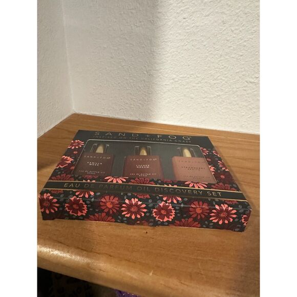 Sand + Fog EDP Oil Discovery Set Vanilla Musk, Lychee Dream, & Strawberry Spritz - Picture 4 of 6